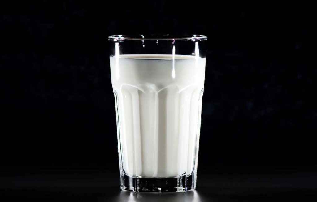 Казеин: Бавноусвоимият супергерой за мускулите